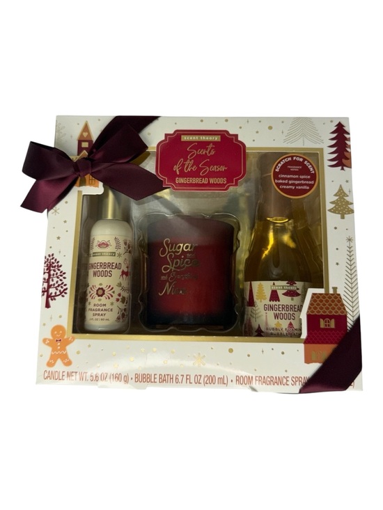 Other - Gingerbread Woods Bath & Body Gift Set - Red